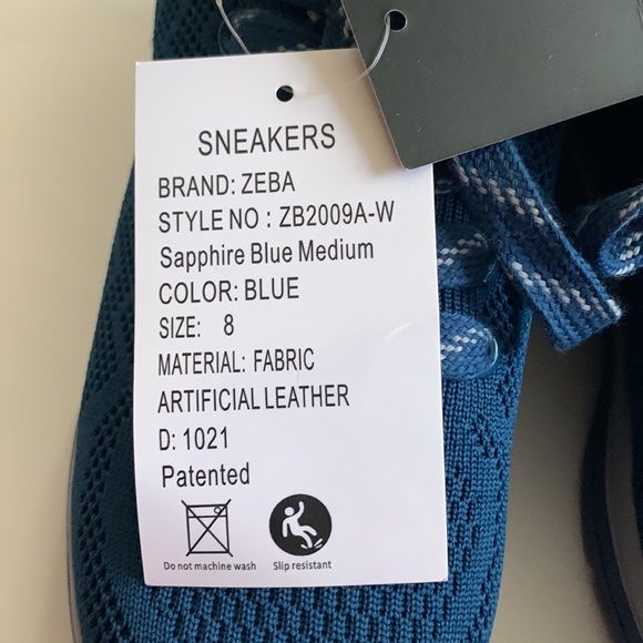 Zeba Step in sneakers, no bending over to put these on. Sapphire Blue size 8 NWT - Picture 12 of 13